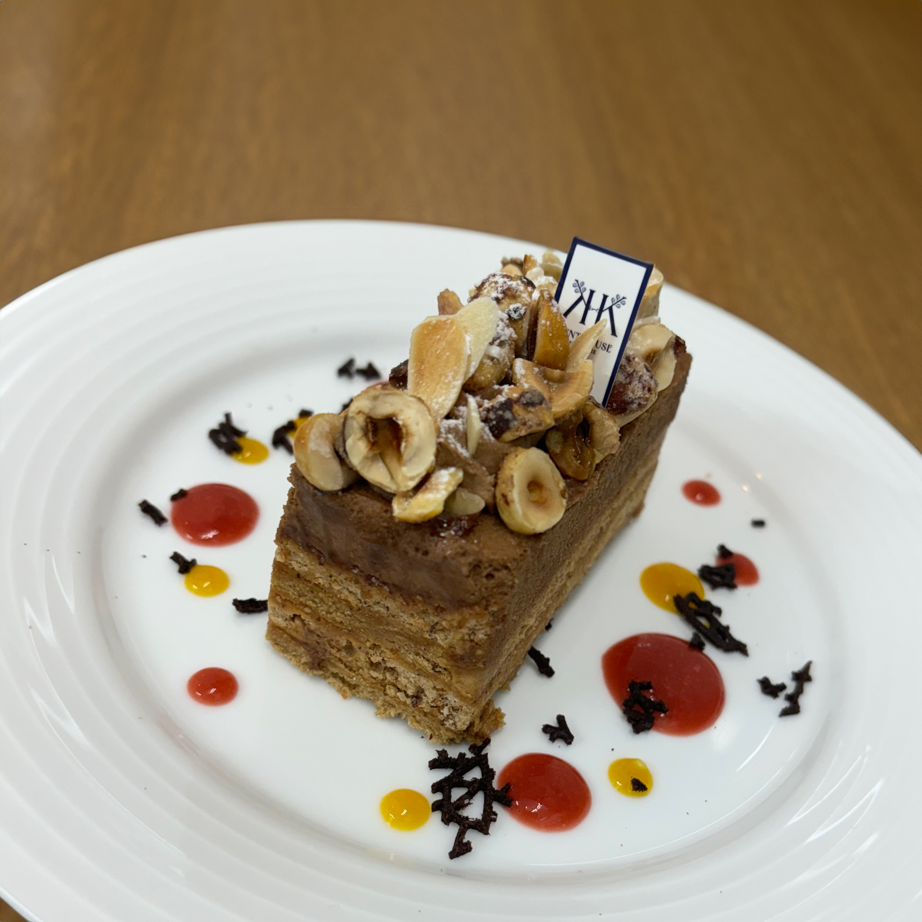 お好きなケーキをカフェでゆったりと