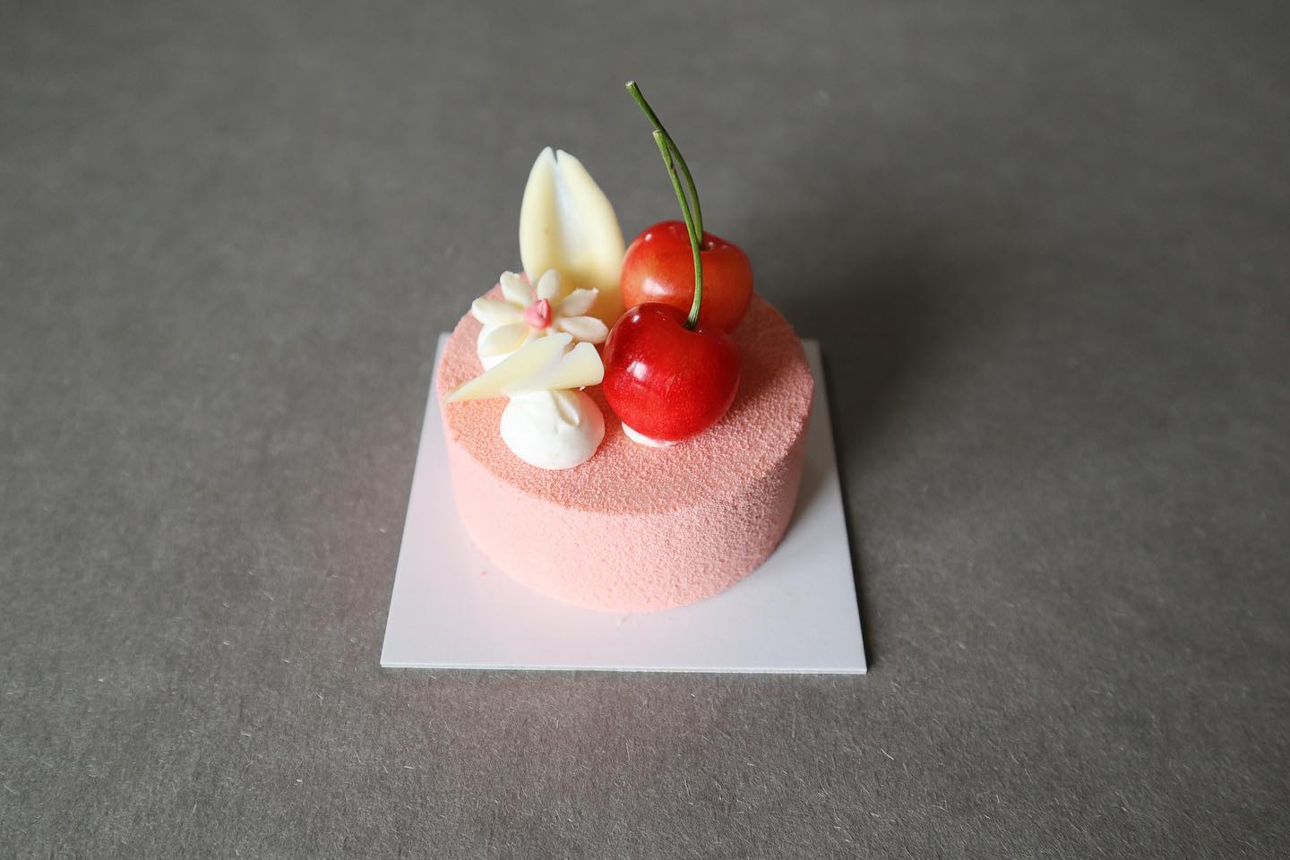 さくらんぼを贅沢に使った「シェリー」